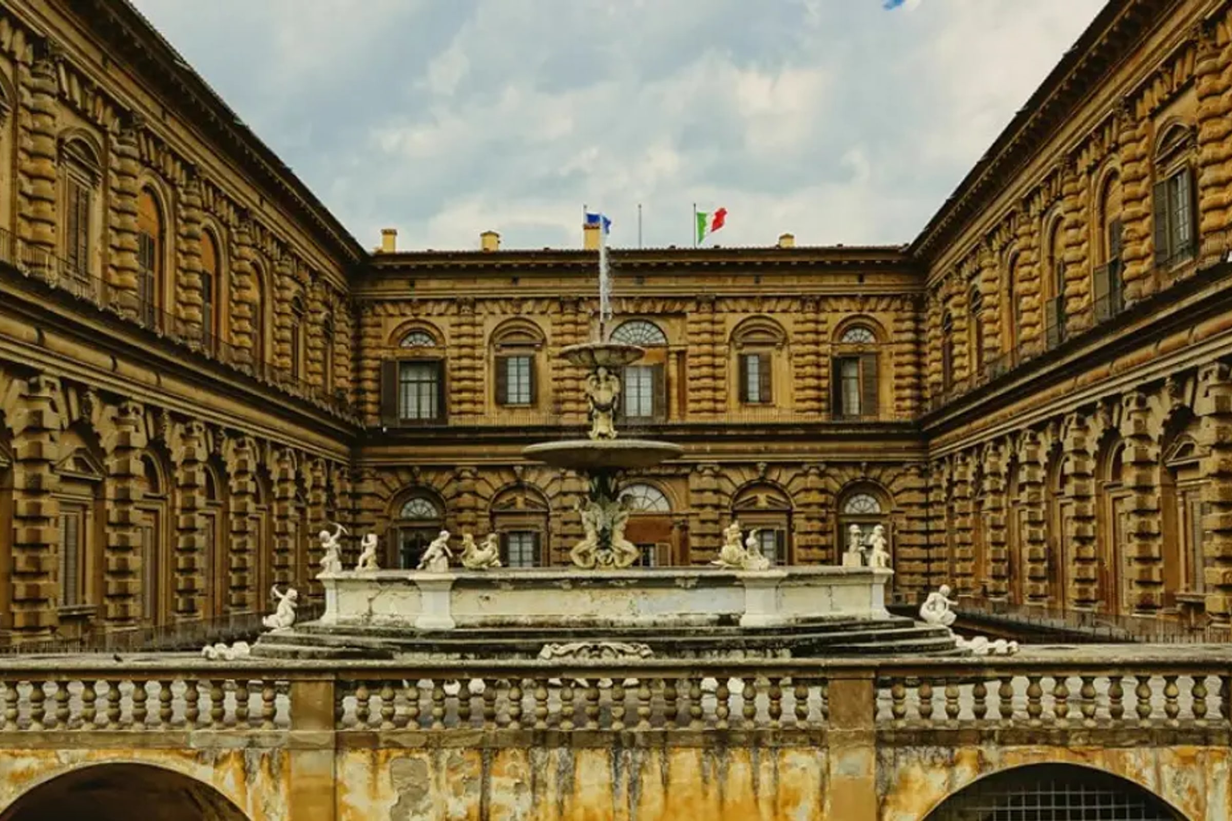 Pitti Palace Boboli Garden & Palatina Gallery Guided Tour
